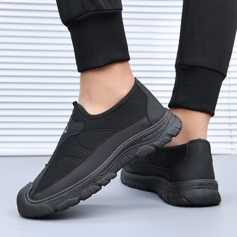 New Men's Slip-On Shoes for Spring/Autumn: Breathable, Lightweight, Soft-Soled Casual Footwear for Middle-Aged and Older Men